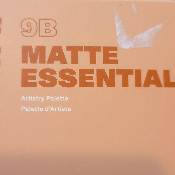 Morphie 9B Matte Essentials Artistry Eye Shadow Palette Nine Shades JJ3355 - Picture 2 of 6